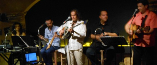 Χρήστος Παπαδόπουλος| Γλέντι μέχρι …εξαντλήσεως στο «Παυσίλυπον»