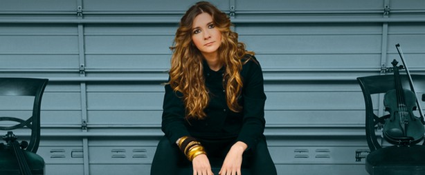 Η Βασιλική Καρακώστα με «Εικόνες Καλοκαιρινές» στον IANO 18 & 25/10