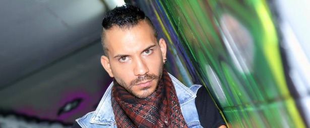 "Καταραμένη"| Ο ΖΩΝΚΕ μας παρουσιάζει το πρώτο του τραγούδι 