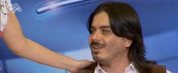 "Στο Πουθενά"| Ο Νίκος Αποστολίδης στο νέο του τραγούδι!