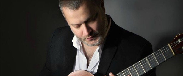 Παναγιώτης Μάργαρης| Το νέο του άλμπουμ "Με τη μαγεία της κιθάρας" έρχεται στις 15/12