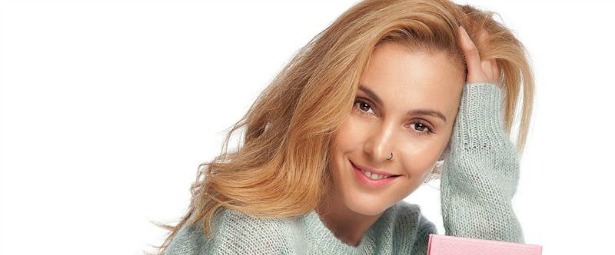 Τάμτα| Πάρτε μια γεύση από γεύση από το νέο της τραγούδι "Δεν είμαι ότι νομίζεις"