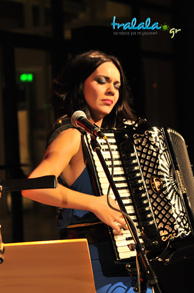 zoe-tiganouria-phoros-2014-02