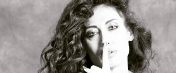 Κέλλυ Καλτσή| Ακούστε το νέο τραγούδι της "I love you"