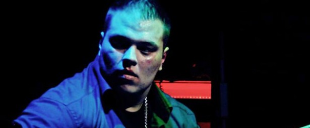 Η Ζεύξις Music παρουσιάζει τη νέα δισκογραφική δουλειά του Μιχάλη Παούρη με τίτλο «Σαν το μπουζούκι μου»