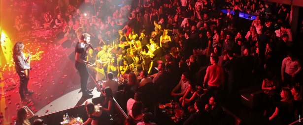 Ποιοι επέλεξαν επώνυμοι επέλεξαν το Acro Club για τη διασκέδαση τους; (Φωτογραφίες)