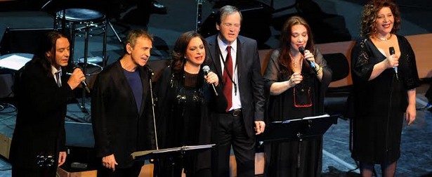 Δυο σπουδαίες επετειακές βραδιές για τα "50 χρόνια Χρήστος Νικολόπουλος" υπό την ερμηνεία Γ. Νταλάρα, Χ. Αλεξίου, Ε. Βιτάλη, Γ. Κότσιρα & Γ. Νέγκα! (Φωτογραφίες)