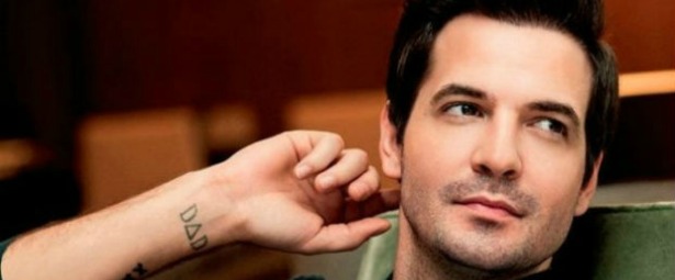 Ο Νίνο νιώθει "Καταπληκτικά" και... στο δεύτερο teaser από το νέο του τραγούδι!