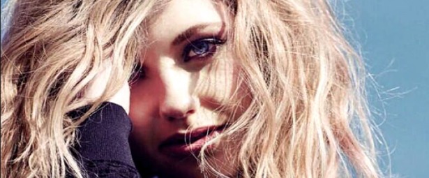 "Mirror Man"| Η Ella Henderson πιο όμορφη από ποτέ στο νέο της video clip!