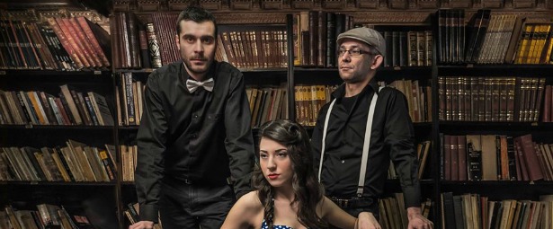 Οι Les Au Revoir διασκεύασαν το τραγούδι "Θυμήσου τον Σεπτεμβρή"