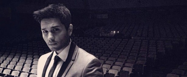 Το βίντεο με τις μιμήσεις τραγουδιστών του Χρήστου Μάστορα που έγινε viral!