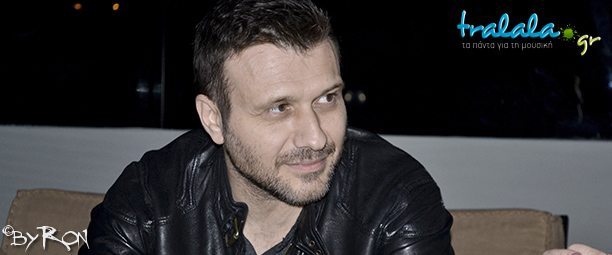 Γιάννης Πλούταρχος | "Σπάει κάθε ρεκόρ σε views  το νέο του  videoclip "Θέμα Χρόνου"!