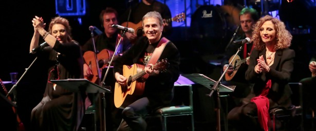 Ο Γρηγόρης Αρναούτογλου και η Δέσποινα Ολυμπίου διασκέδασαν με Νταλάρα, Βιτάλη και Γλυκερία στην Ιερά Οδό! (Φωτογραφίες)