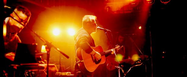 Greeklish Babylon & Νίκος Ζιώγαλας επιστρέφουν live στο Σταυρού του Νότου 17/4!