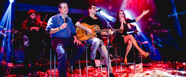 Η λαμπερή πρεμιέρα του Αντύπα και της Ελεάνας Παπαϊωάννου στο "Magique"| Φωτογραφίες