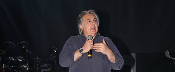 "Έτσι αγαπάει η Θεσσαλονίκη"... Μια φιλανθρωπική συναυλία στην Πύλη Αξιού στη Θεσσαλονίκη με παρουσιαστή τον Ιεροκλή Μιχαηλίδη!