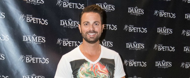 Μας "Πέταξε ψηλά" ο Ηλίας Βρεττός με τη πρεμιέρα του στο Dames! (Φωτογραφίες)