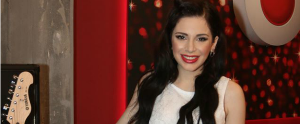 Η Κατερίνα Καμπανέλλη του "The Voice" παρουσίασε το πρώτο τραγούδι της σε live στην Κύπρο!
