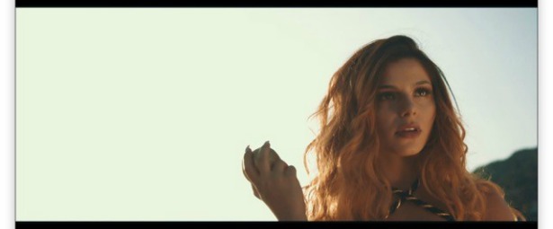 Η Ελευθερία Ελευθερίου μας παρασύρει σε "Νύχτες καυτές" στο νέο της video clip!