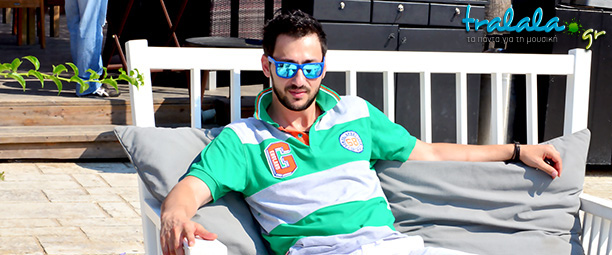 Πάνος Καλλίδης: "Ο καλλιτέχνης πρέπει να τραγουδάει κι όχι να κάνει πολιτική"