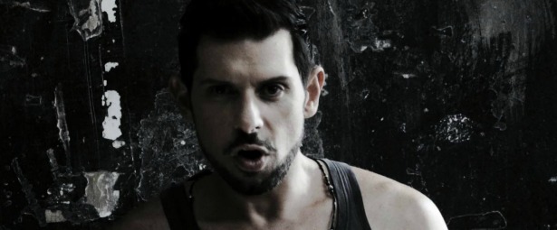 "Αυταπάτη" | Ακούστε το ολοκαίνουργιο τραγούδι του Δημήτρη Μακεδόνα!