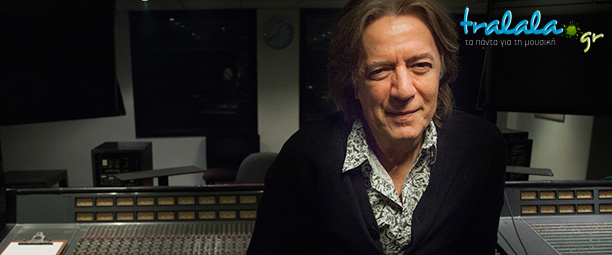 Συνέντευξη | Κώστας Τουρνάς: «Πιθανώς οι καλλιτέχνες είναι “άλλο” υλικό από τους πολιτικούς»