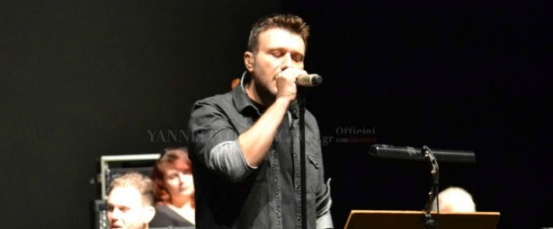 Ο Γ. Πλούταρχος τραγούδησε Στέλιο Καζαντζίδη στο Μέγαρο Μουσικής Θεσσαλονίκης!