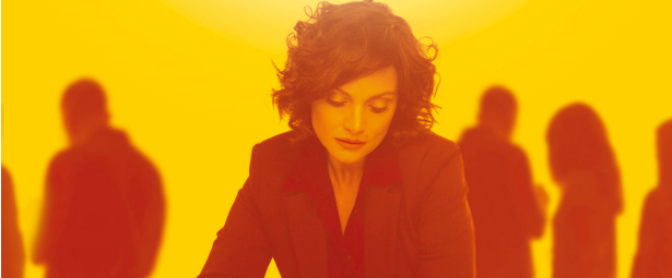 "Χωρίς εξηγήσεις" | Ακούστε το νέο remix του τραγουδιού της Ελεωνόρας Ζουγανέλη από τους Krazy Baldheadz!