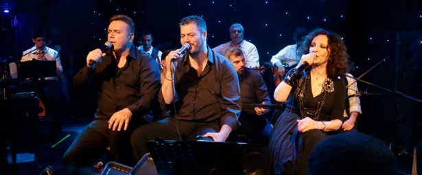 «Φως» στα τραγούδια που μας μάγεψαν έδωσε η Γλυκερία, ο Μανώλης Λιδάκης και ο Μανώλης Κονταρός στην πρεμιέρα τους!