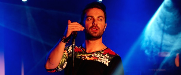 Hλίας Βρεττός | Θυμάται κάποια συμβουλή που έχει πάρει απο την οικογένεια του ή τους φίλους του και η οποία τον συντροφεύει μέχρι και σήμερα;