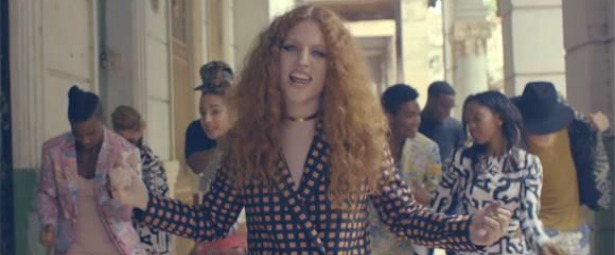 "Ain't Got Far To Go"| Δείτε το video clip του νέου single της Βρετανής Pop Star Jess Glynne!