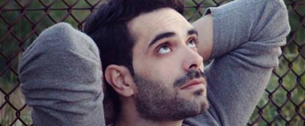 Γνωρίστε το Στράτο Καραλή μέσα από το πρώτο τραγούδι του "Πανικός Στην Καρδιά"!