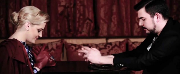 Tareq feat. Νατάσσα Μποφίλιου| Δείτε το νέο τους video clip για το τραγούδι "Take me Higher"!