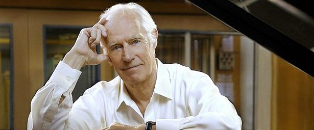 Έφυγε από τη ζωή ο παραγωγός των Beatles, George Martin!