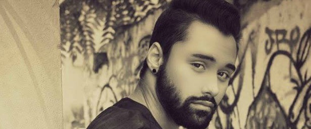 "Αλήθεια ή Ψέμα" | Ακούστε το ολοκαίνουργιο τραγούδι του Χρήστου Παυλάκη!