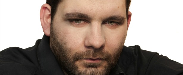 "Δύο Μήνες"| Ακούστε το πρώτο official single του Θοδωρή Μεταξά!