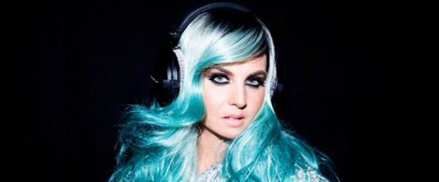 Xenia Ghali | Από τα charts της Αμερικής στη πασαρέλα του Madwalk!