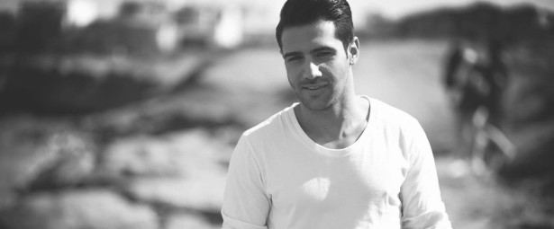 "Αγκαλιά" |Το νέο τραγούδι και video clip του Πέτρο Ιακωβίδη μόλις κυκλοφόρησε!