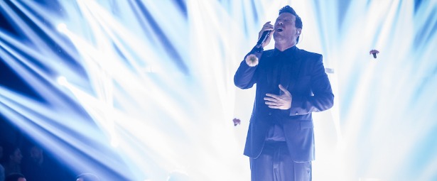 Ο Πάνος Κιάμος συνεχίζει τις επιτυχημένες εμφανίσεις σε όλη την Ελλάδα! (Φωτογραφίες)