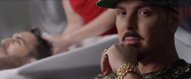 "Ντεκολτέ" | Το νέο τραγούδι των Goin' Through απέκτησε video clip, δείτε το!