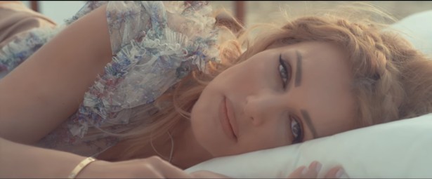 Ο "Ανήσυχος καιρός" της Νατάσας Θεοδωρίδου απέκτησε video clip!