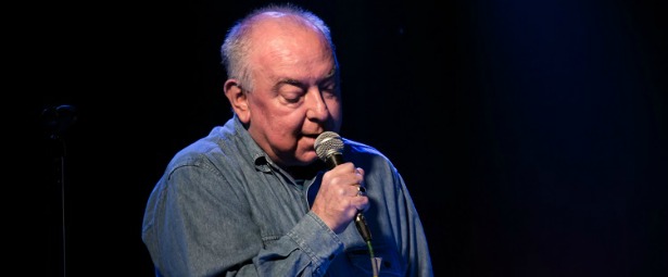 Ο Γιάννης Κούτρας στη μουσική σκηνή Σφίγγα! 29/10 & 5/11