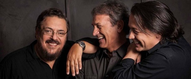 Γ. Νταλάρας, Λ. Μαχαιρίτσας και ο Γ. Κότσιρας στην Ακτή Πειραιώς από 4/11!