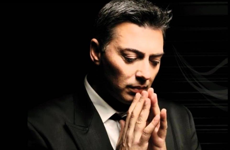 Ο Νίκος Μακρόπουλος στο Frangelico!