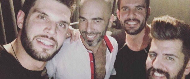 Droulias Brothers- Βαλάντης| Ερμηνεύουν επί σκηνής το "Ασανσέρ"