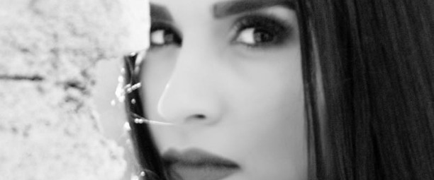 Γιούλη Τάσσου| Ακούστε το νέο της τραγούδι με τίτλο "Άσε τη νύχτα"