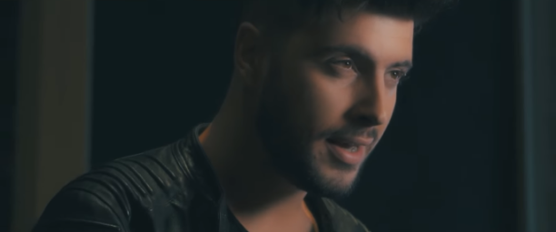 Ο Κωνσταντίνος Νάζης προκαλεί "Εγκεφαλικά" στο νέο του τραγούδι και video clip!