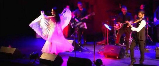 «Μαγευτικά» πλάνα από τη συναυλία του Σταμάτη Σαλέα στην Ιερουσαλήμ (βίντεο)