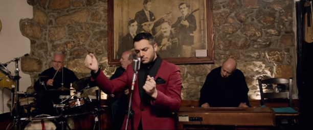 Ο Κώστας Δόξας κάνει "Φασαρία" στο νέο του τραγούδι και video clip που κυκλοφόρησε!