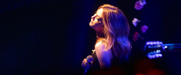 Η Στέλλα Καλλή συνεχίζει τις επιτυχημένες εμφανίσεις στο Φως!